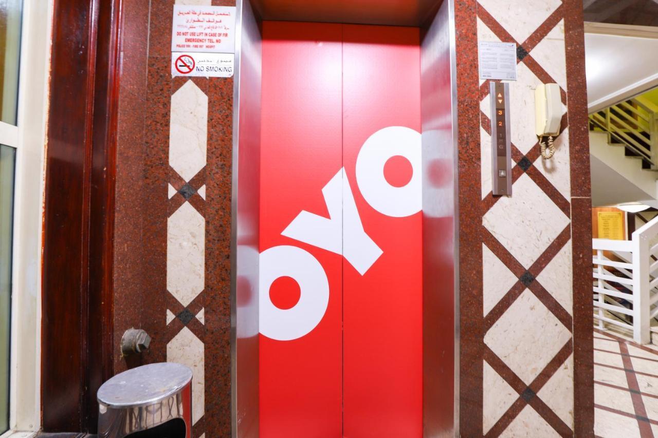 Oyo 353 Middle East Hotel ドバイ エクステリア 写真